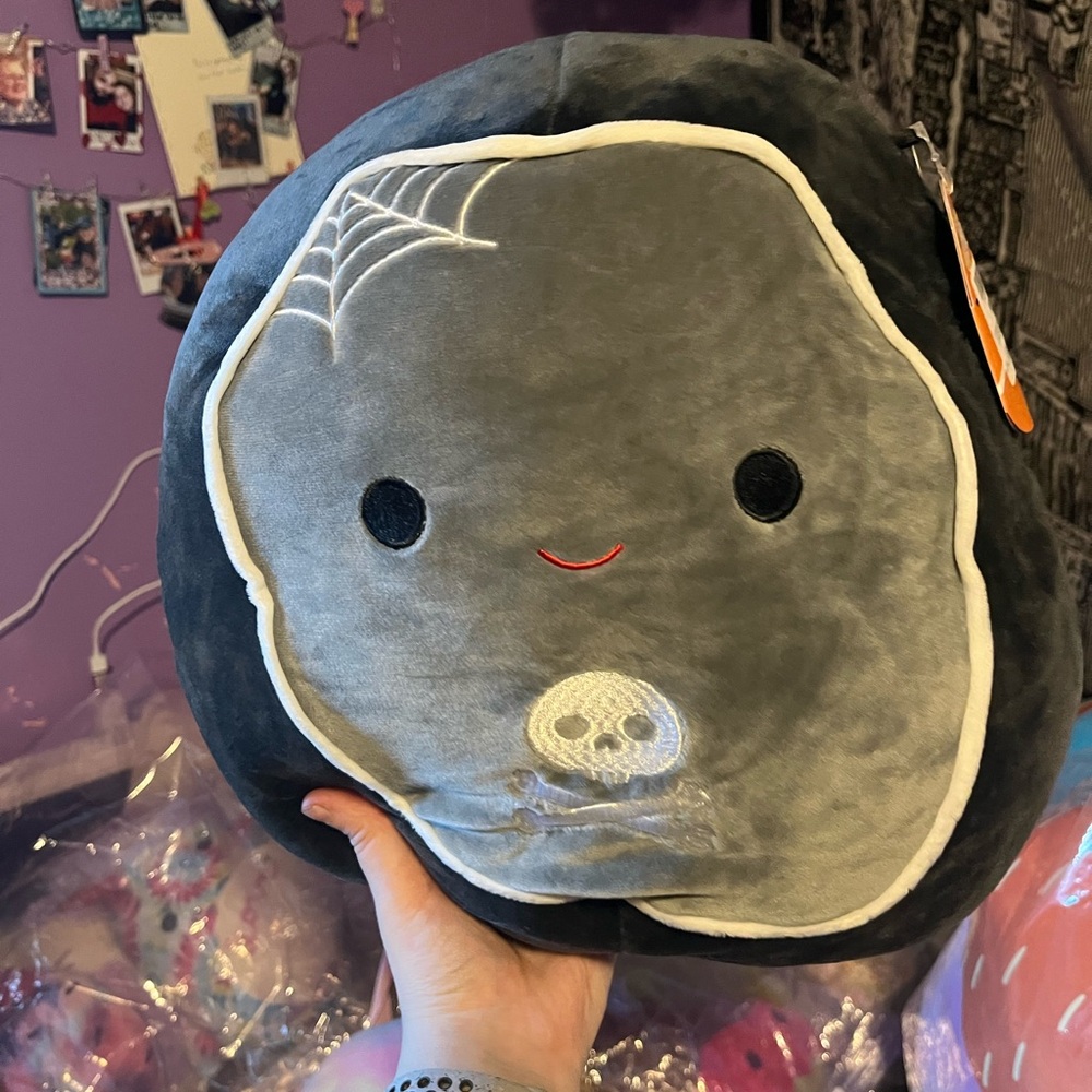 Squishmallows Black and Gray Plush